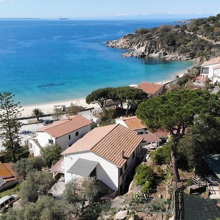 Appartamenti Cavoli - Vista Mare Con Terrazze, Clima E Posti Auto Spiaggia di Cavoli Екстер'єр фото